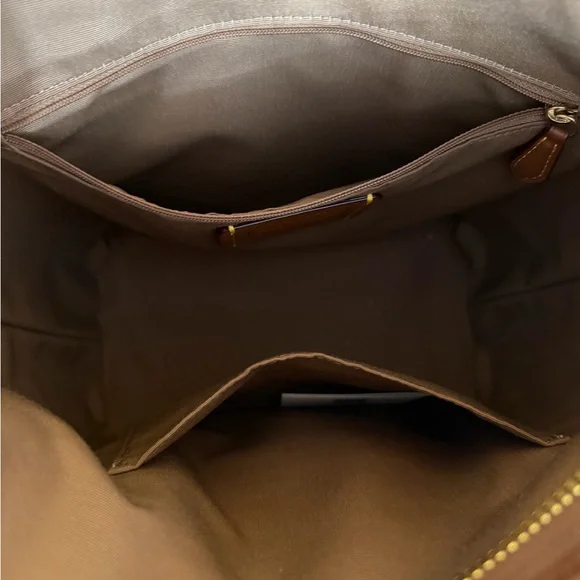 Brand New! Coach Brown and Tan Crossbody👜 - Picture 5 of 11